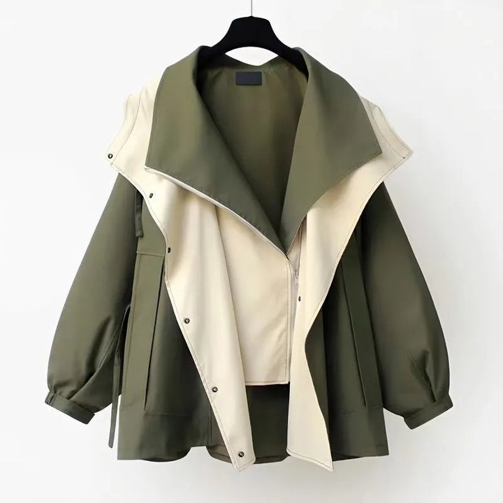 Alva – Stylish jacket with protection against bad weather and wind
