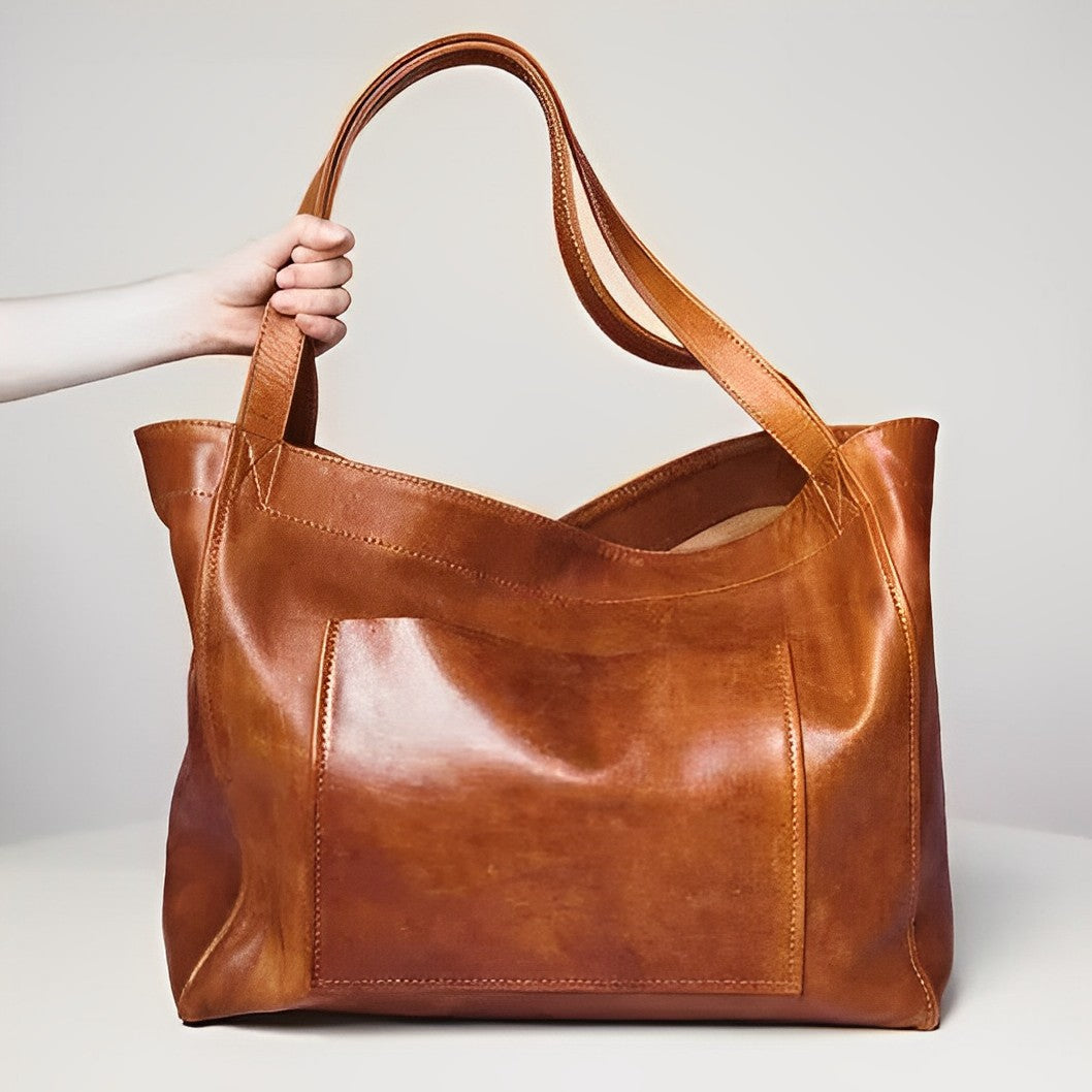 Clara | Timeless Handbag with Ample Storage
