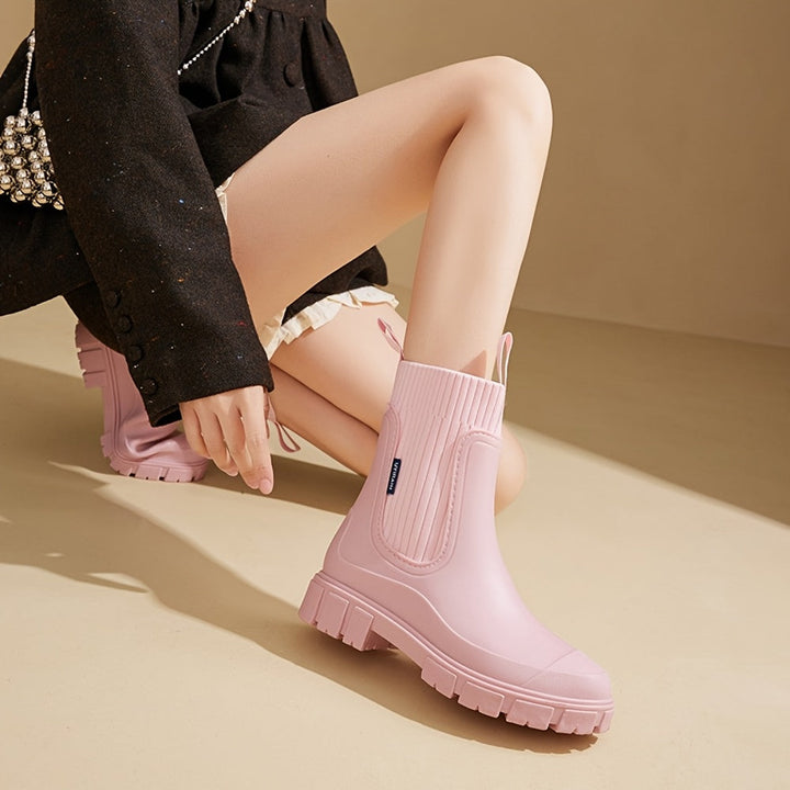 Chelsees - Comfortable Women's Rain Boots with Slip-Resistant Sole