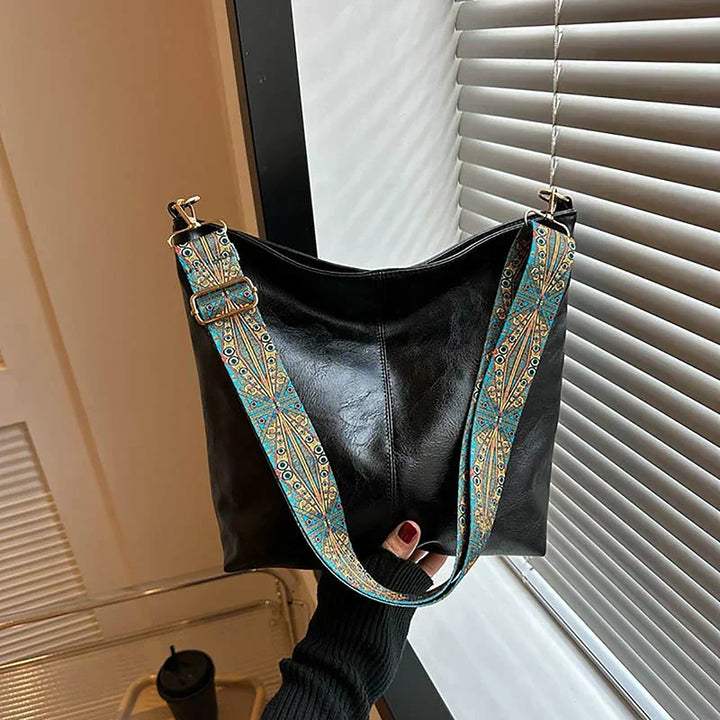 Sophia | Timeless Shoulder Bag with Customizable Patterned Strap
