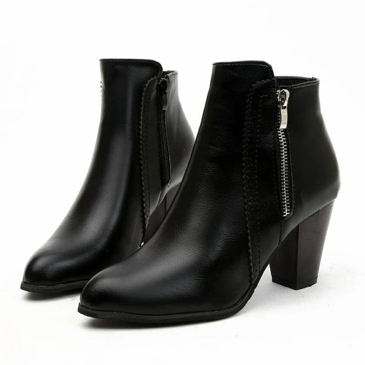Chinny | Chunky Boots