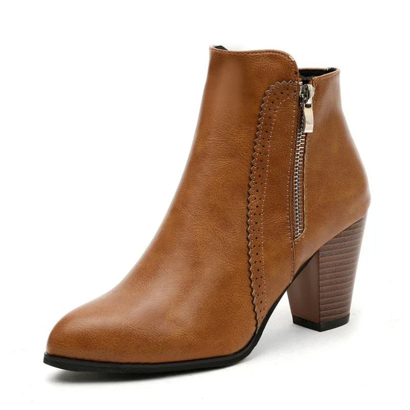 Chinny | Chunky Boots