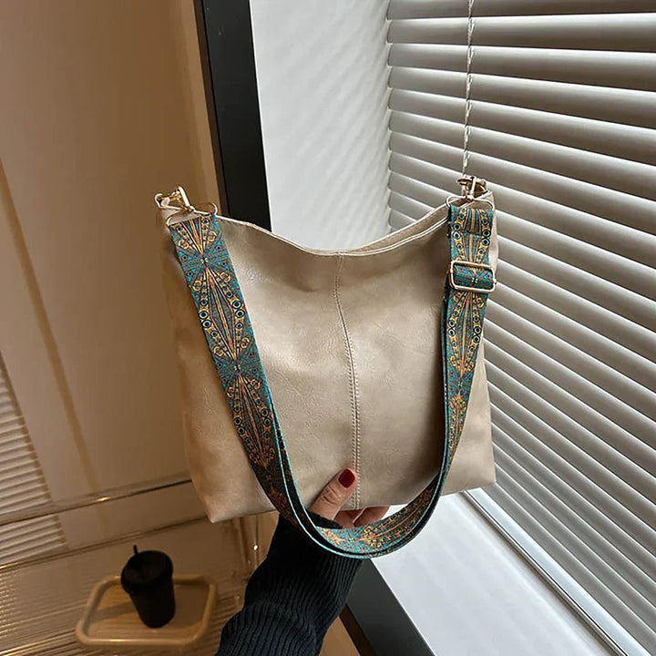 Sophia | Timeless Shoulder Bag with Customizable Patterned Strap