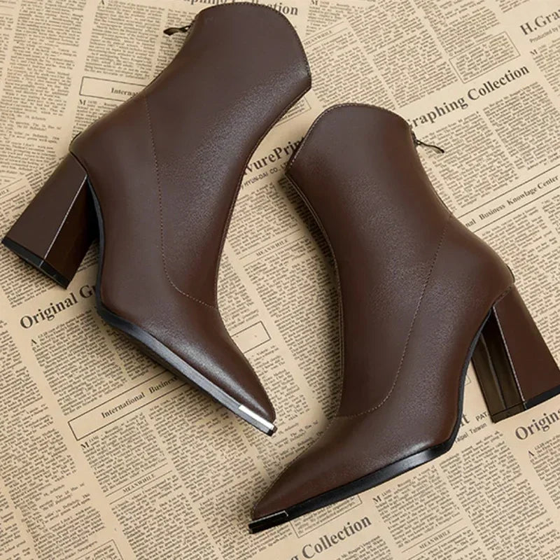 Amarra | Leather Heels
