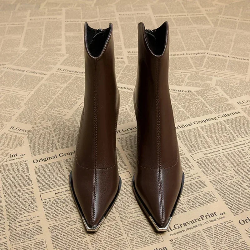 Amarra | Leather Heels