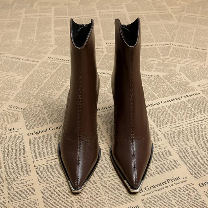 Amarra | Leather Heels