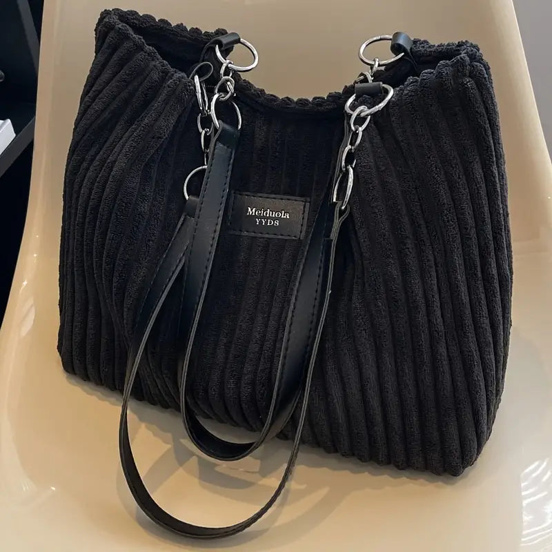 Poppy | Chic Soft Ribbed Bag with Elegant Metal Chain