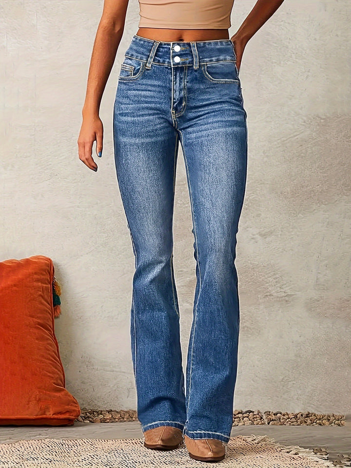 Marylène – Trendy, High-Waisted Flared Jeans