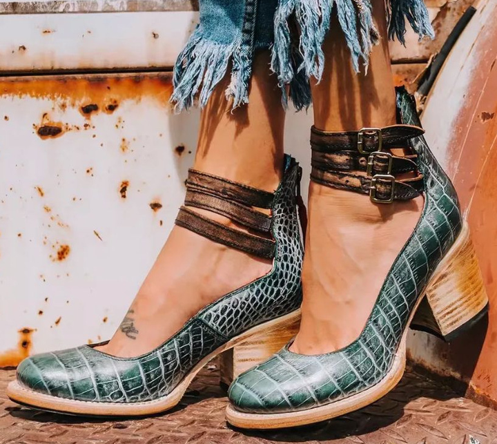Ginevra | Pumps with Multiple Straps and Thick Heel